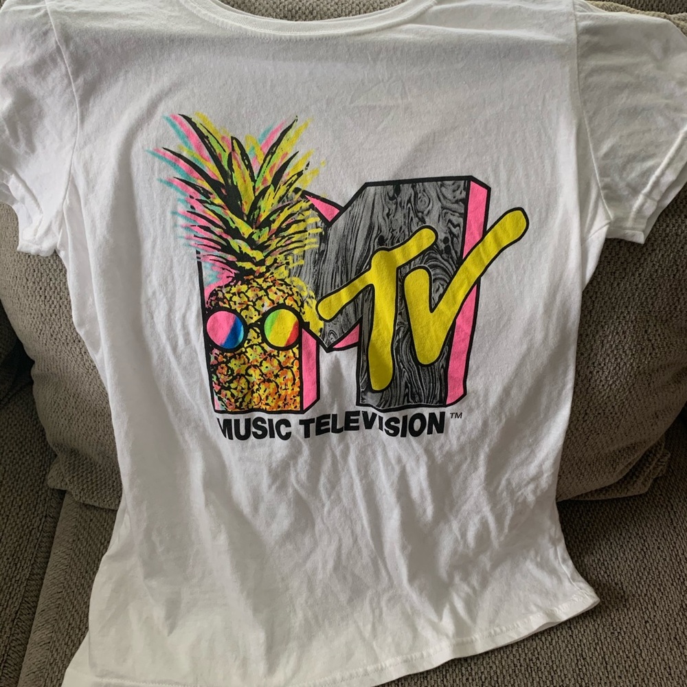 White MTV shirt